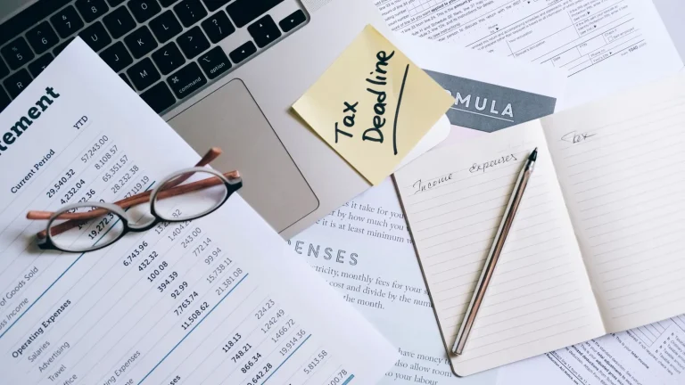 Software de gestión para pymes: revisiones presupuestos comerciales ERP